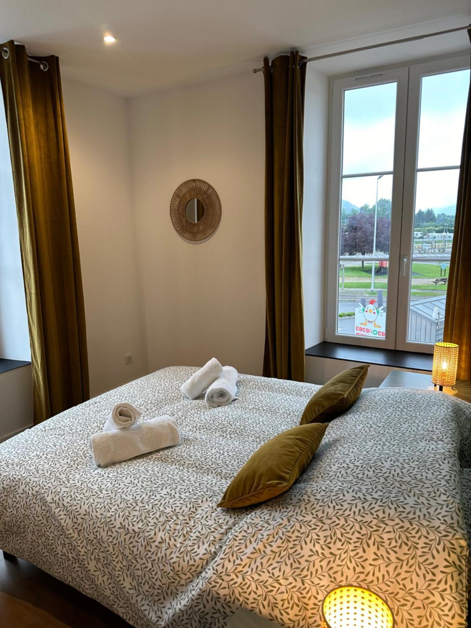 Appartement De La Gare Remiremont Buitenkant foto